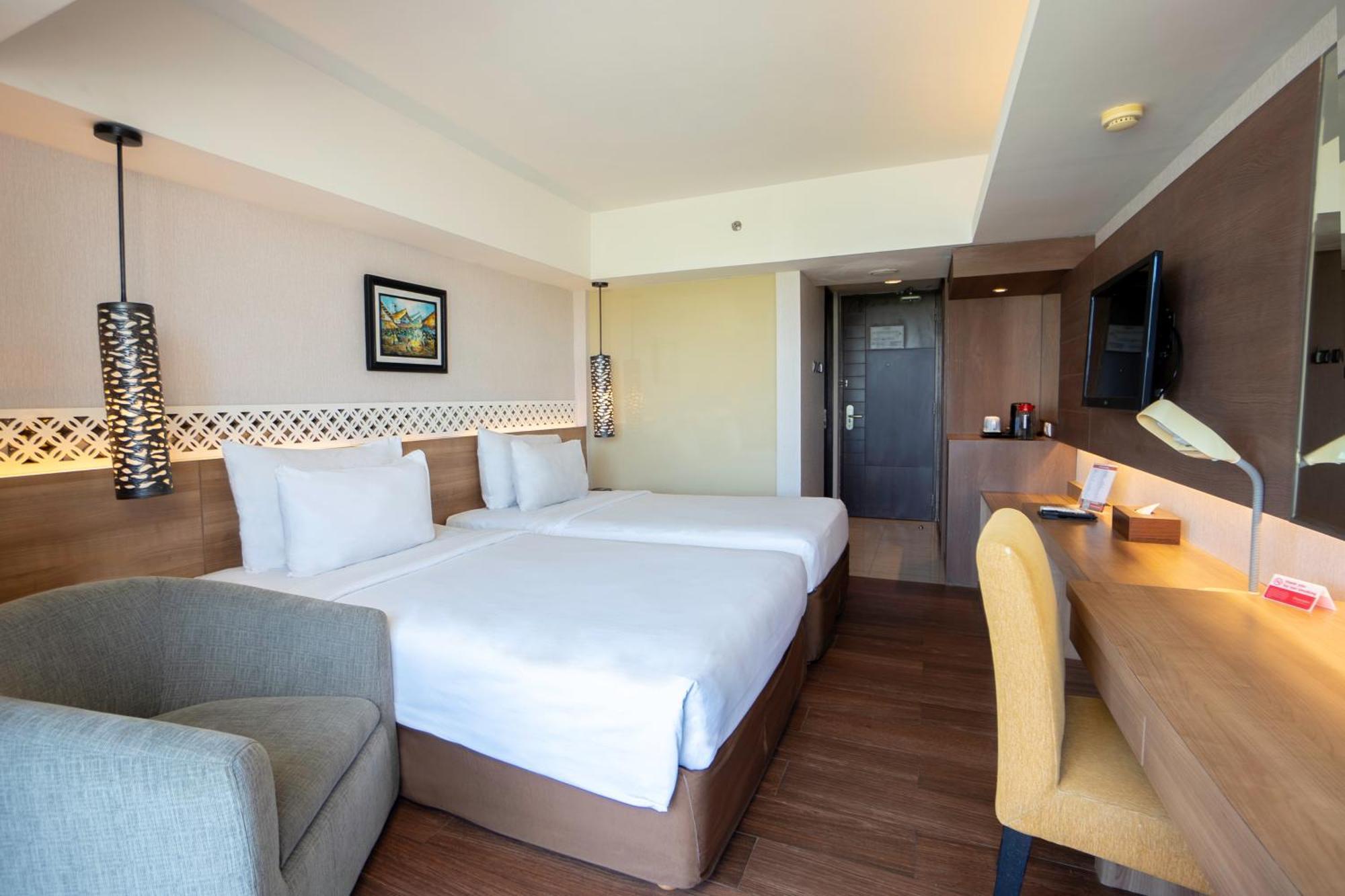 Ramada By Wyndham Bali Sunset Road Kuta Hotell Seminyak Exteriör bild