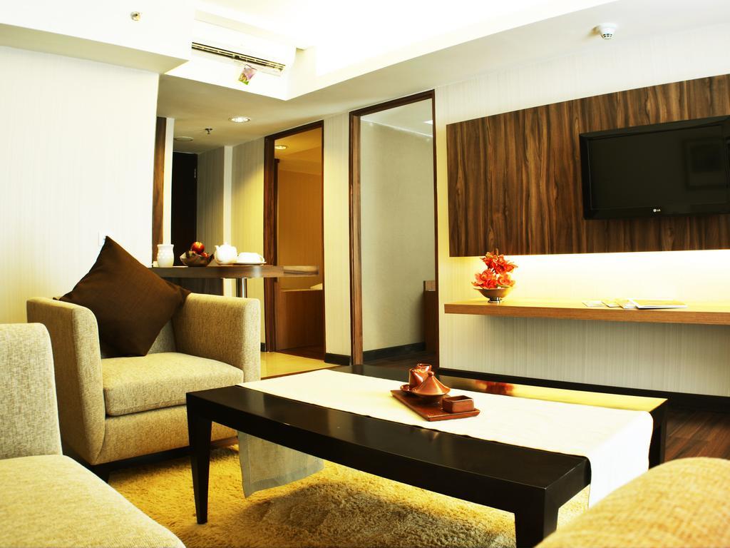 Ramada By Wyndham Bali Sunset Road Kuta Hotell Seminyak Exteriör bild