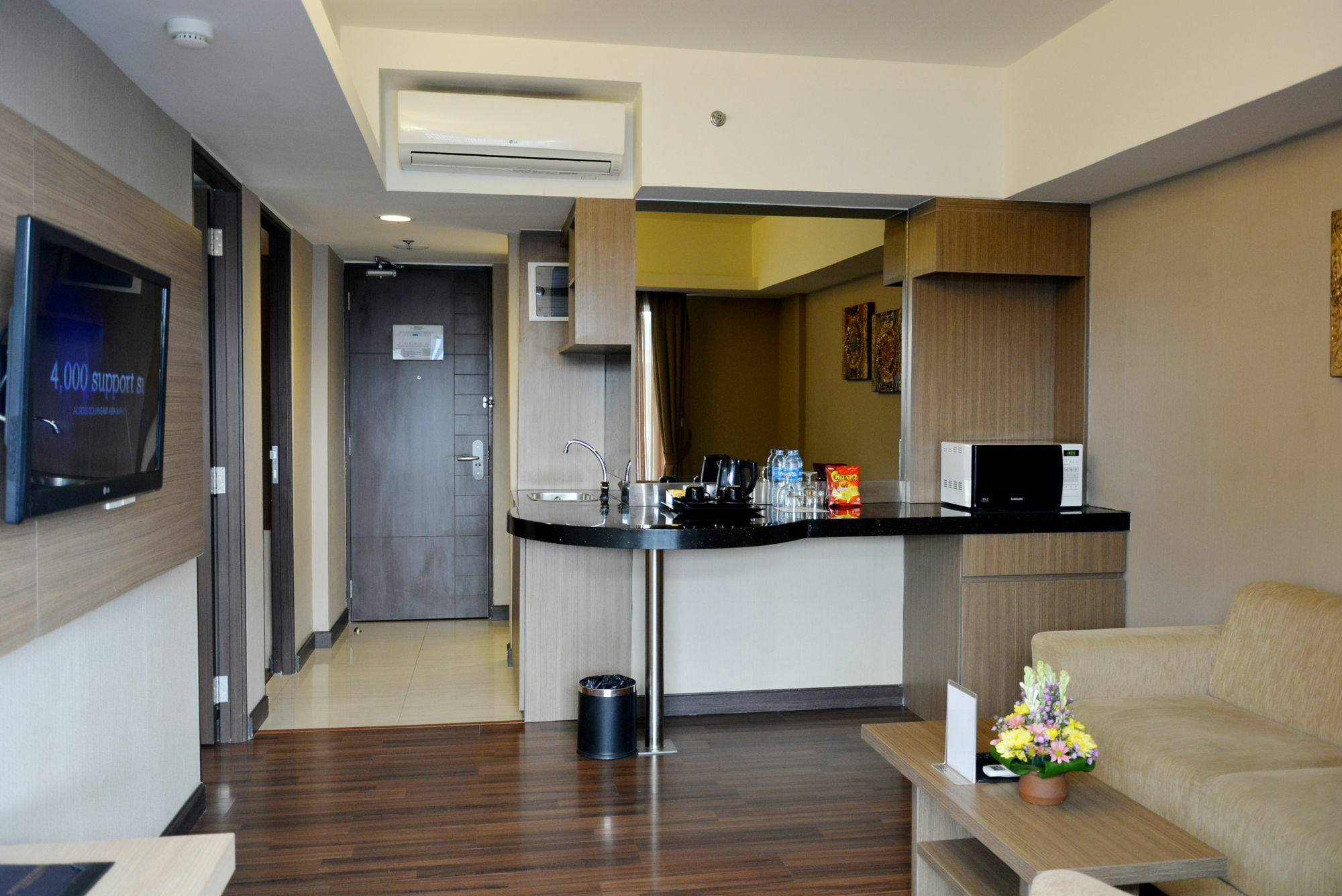 Ramada By Wyndham Bali Sunset Road Kuta Hotell Seminyak Exteriör bild